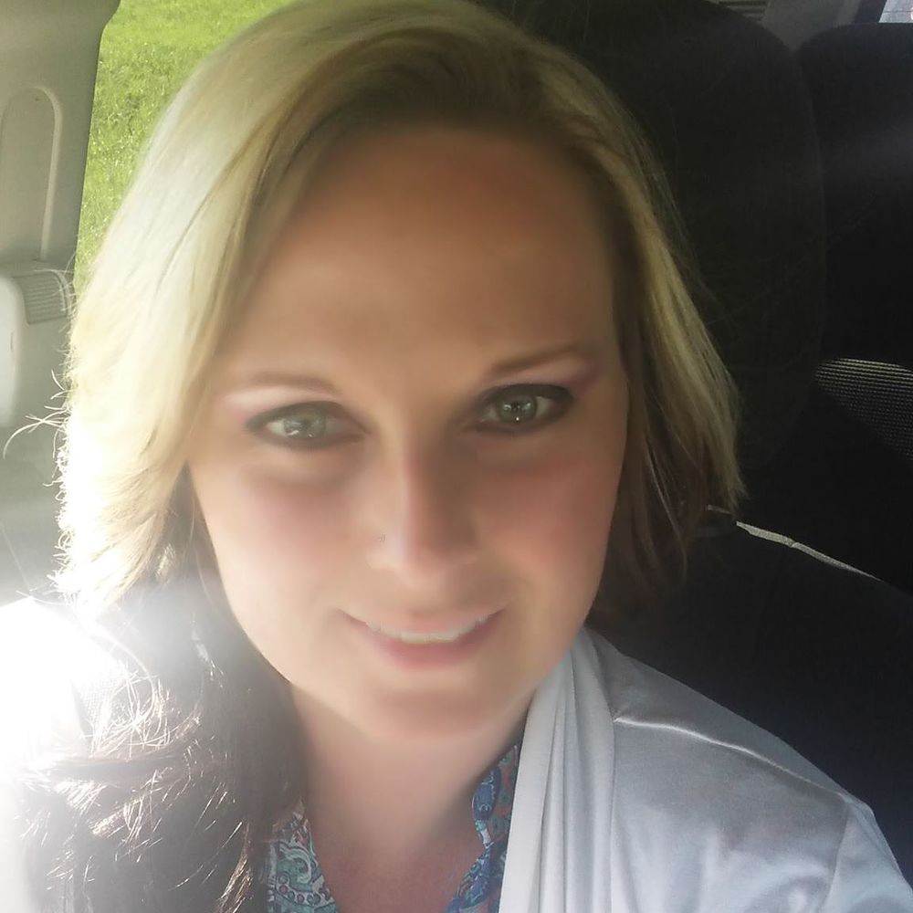 Meet your Posher, April